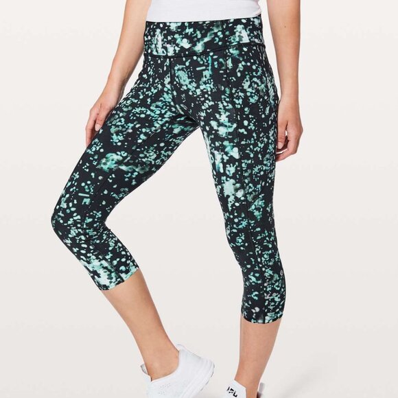 Lululemon Fast & Free Crop II *Nulux 19" Pixel Haze Multi Black - Picture 1 of 5
